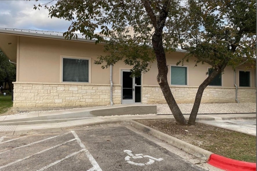 2440 E Hwy 290 Highway E-22, Dripping Springs