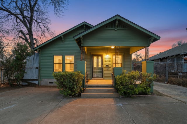 2703 E Cesar Chavez Street, Austin