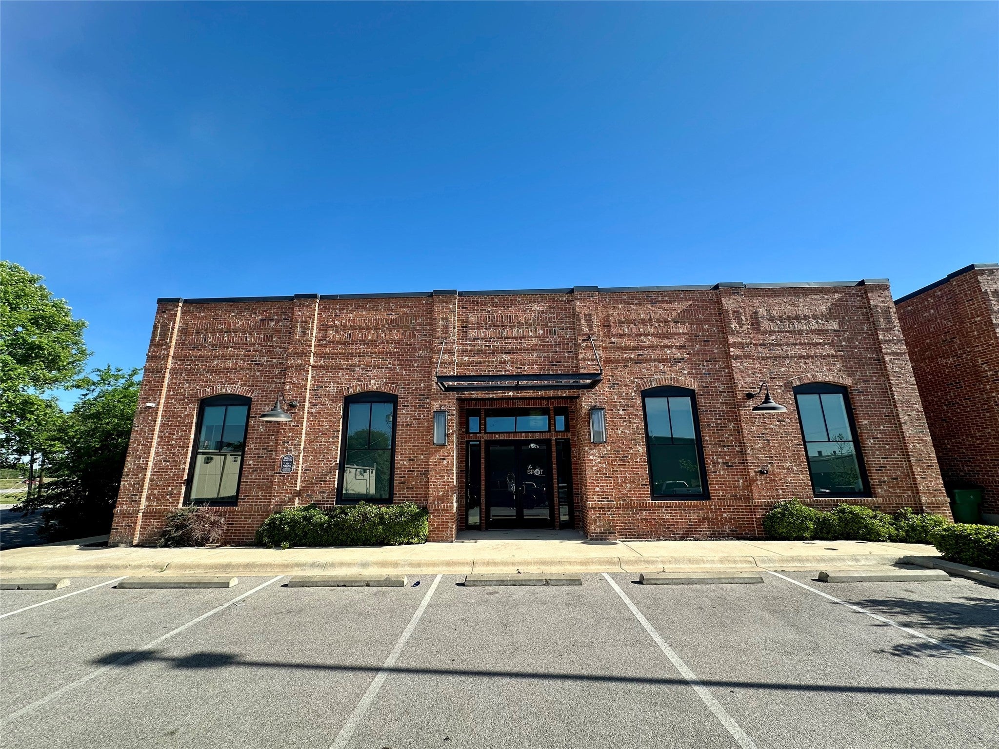 Photo of Listing #8064543