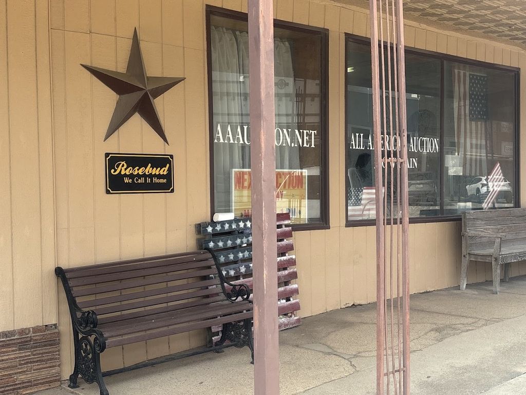 346 W Main Street Street, Rosebud