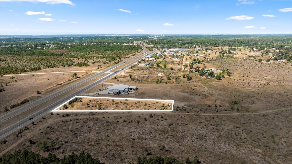 1040 State Highway 71 E, Bastrop
