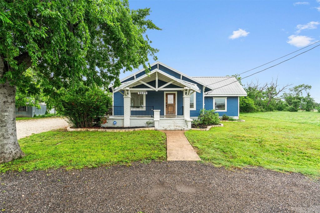 2023 Main Street, Liberty Hill