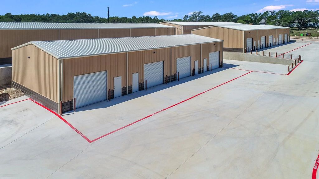 38 Rust Lane E2-e3-e4, Boerne