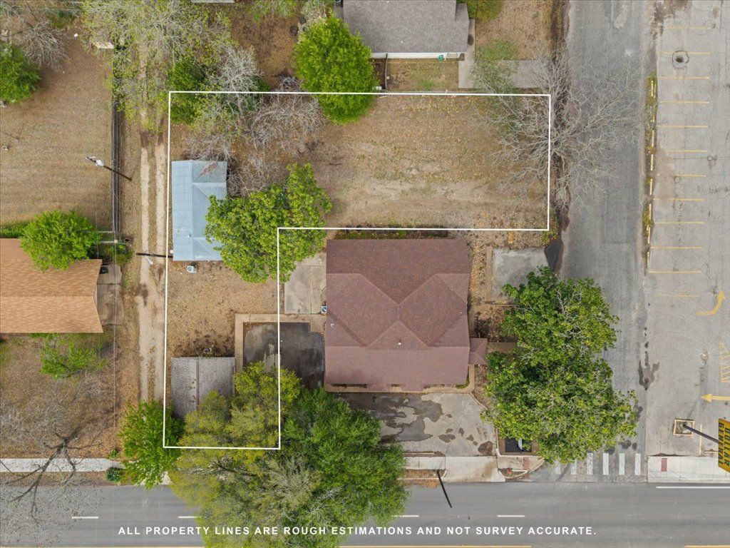 1207 Ne Loop 230, Smithville