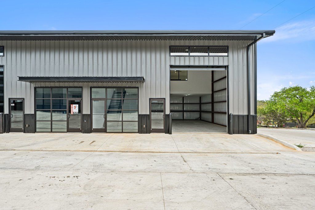 451 Farrell Road 100b, Dripping Springs