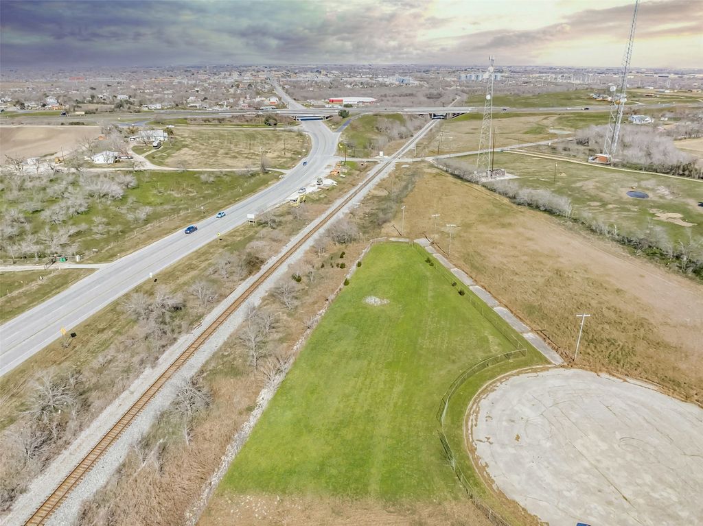 1801 Industrial Drive, Taylor