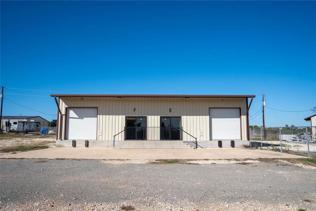 2550 County Road 279 E&f, Leander