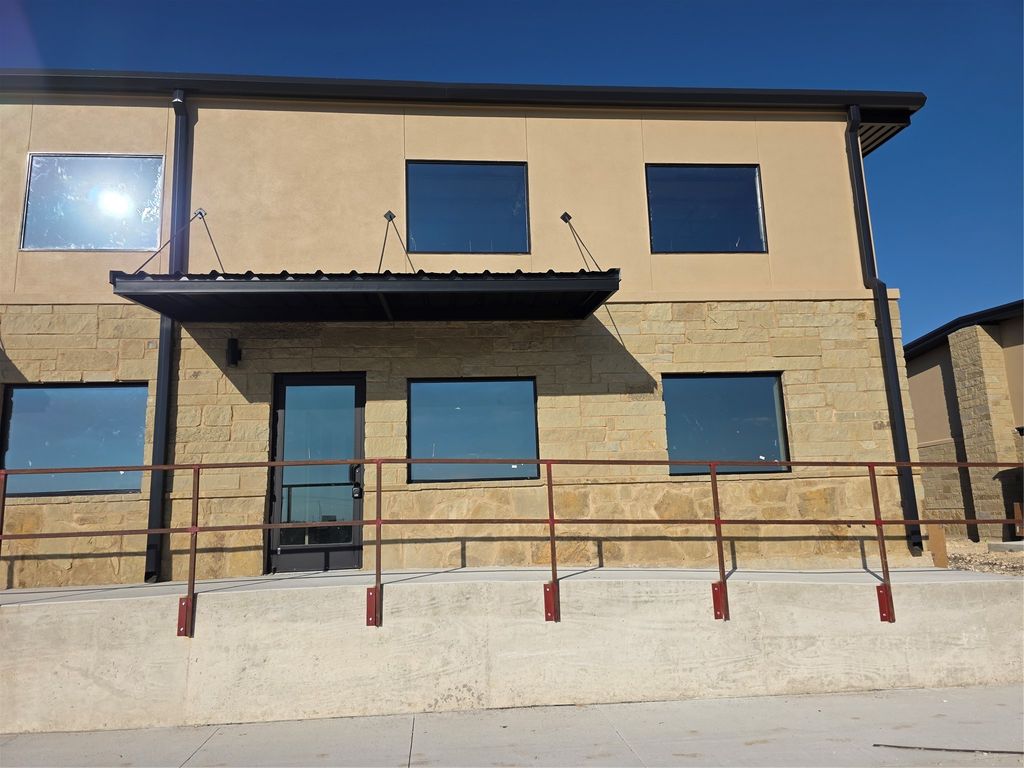 401 Chitalpa Street, Leander