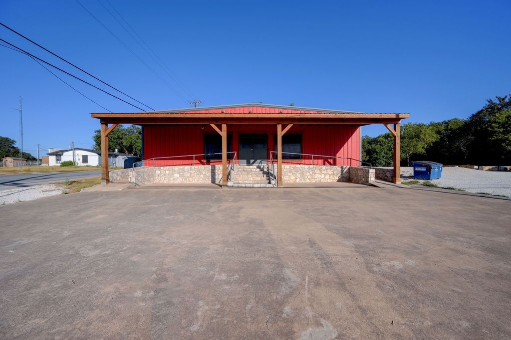 1301 & 1307 N Main Street N, Blanco