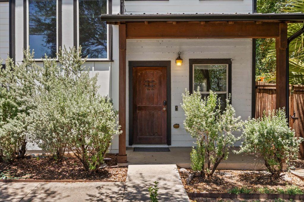 3304 E 5th Street B, Austin