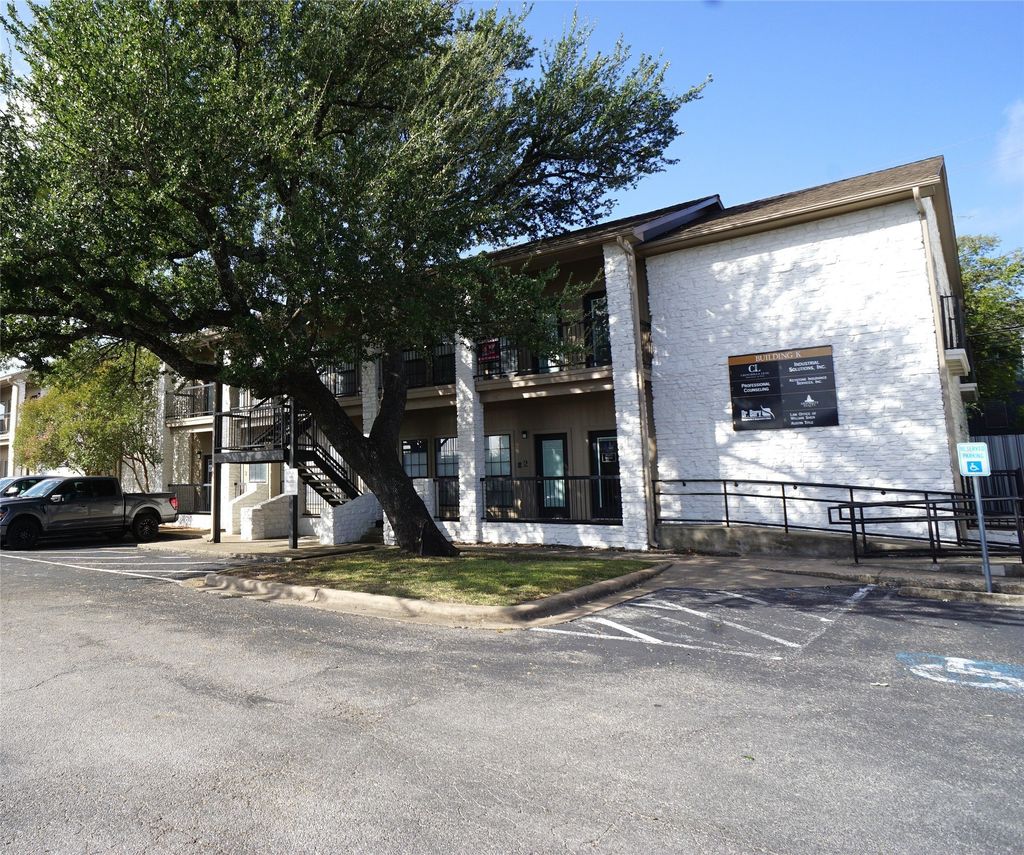 13740 #k3 N Highway 183 Boulevard K4, Austin