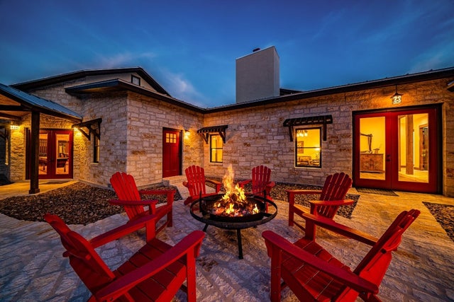 20888 Highway 41, Leakey