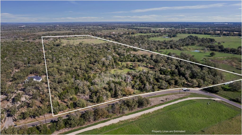 221 Old Waelder Road, Flatonia