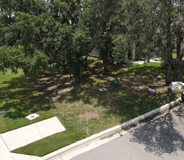 125 Monterey Oak Trail, Georgetown