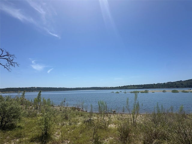 2700 Cornell Cove, Lago Vista