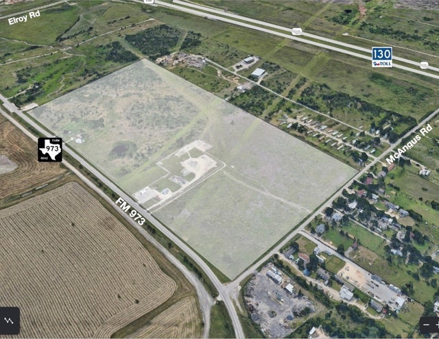 7111 Fm-973, Del Valle