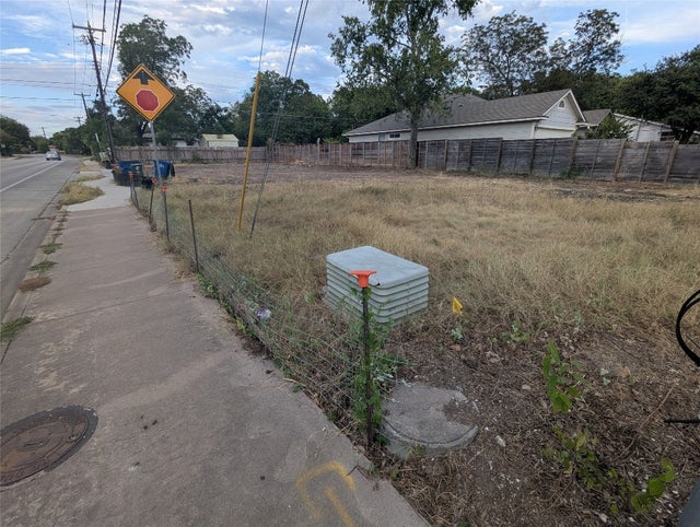 7403a Guadalupe Street, Austin