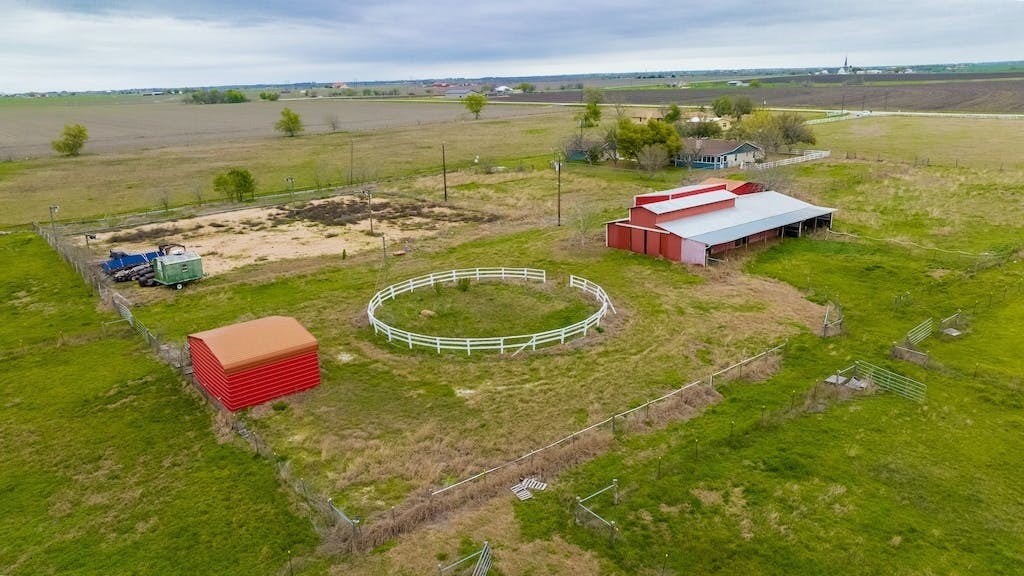 Photo of Listing #8648679