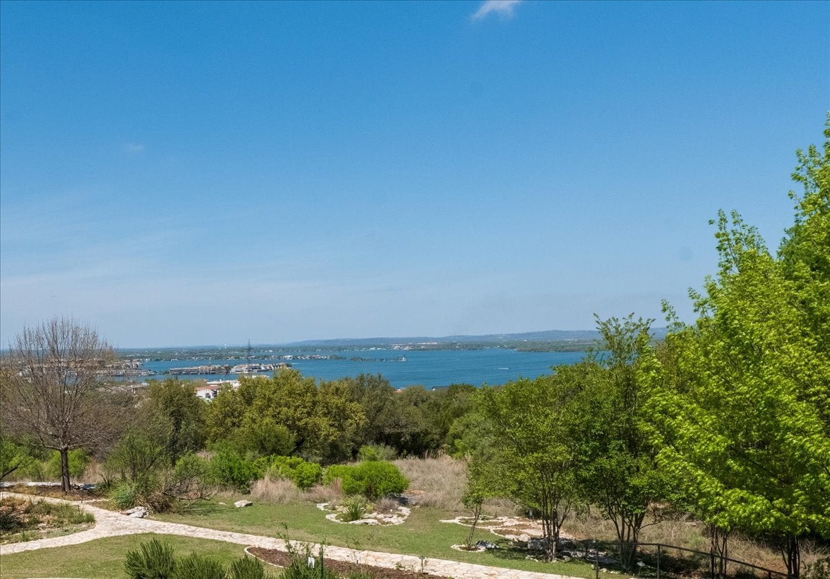 Photo of Listing #2433868