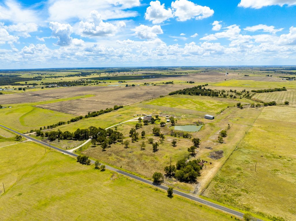 Tract 1 Cr 470 - Center, Coupland