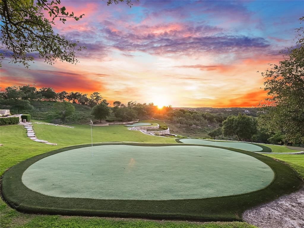 Photo of Listing #4975142