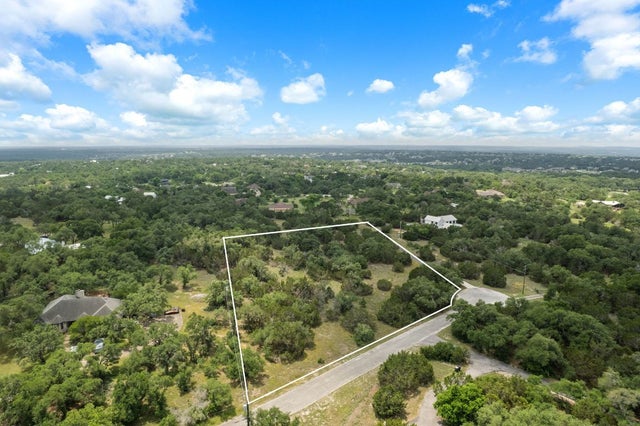 8005 Golden Oaks Lane, Austin