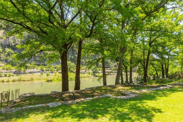 MLS Number 6362223 on Guadalupe River in the city of New Braunfels Homes for Sale by SCENIC VALLEY, the zipcode of 78132-3127