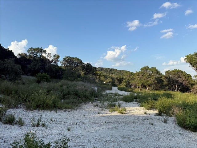 18801 Lake Crest Drive, Jonestown