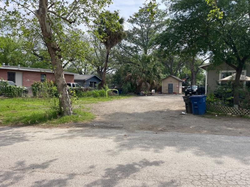 Photo of Listing #1534415