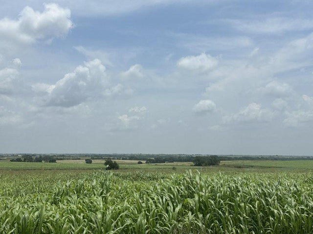 999999 E Main Street, Troy