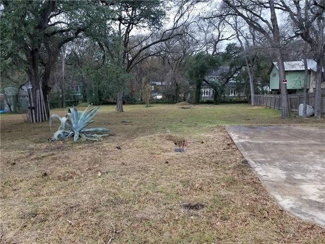 2100 Winsted Lane, Austin