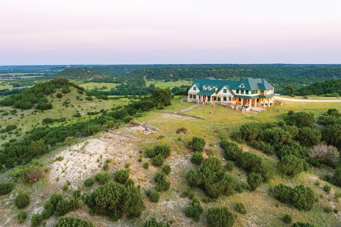 Photo of Listing #2399662