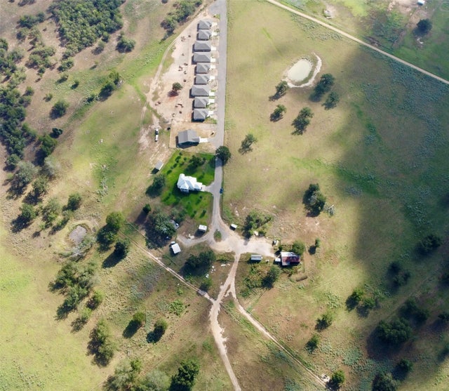 303 Bobs Trail, Bastrop