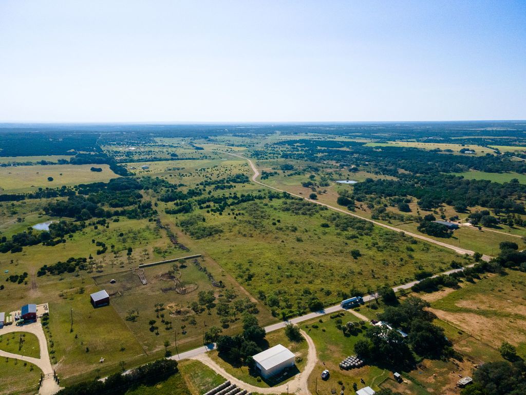 1276 Prairie, Lampasas