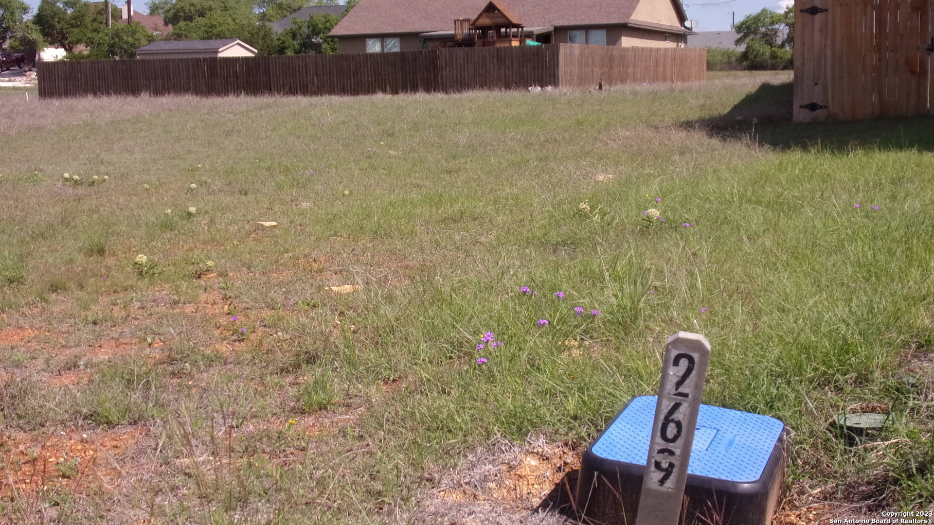 Photo of Listing #2725087