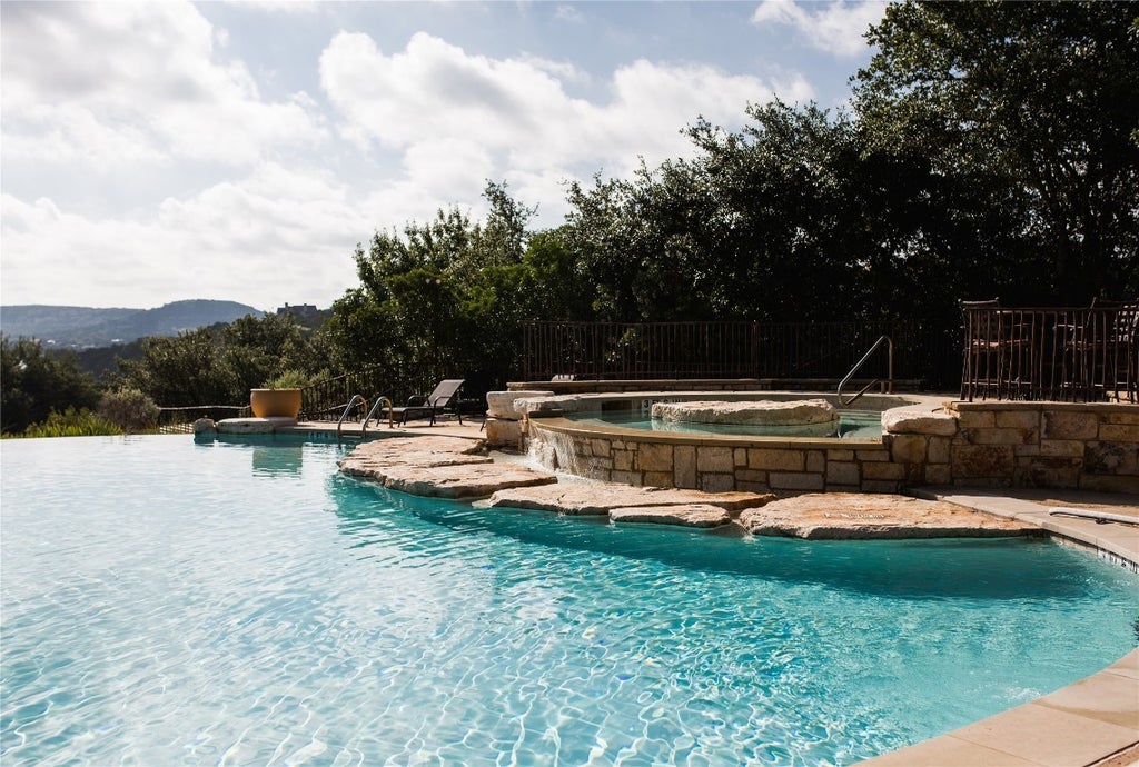 7212 Sunswept Drive, Jonestown