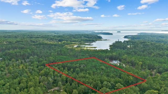 28 Live Oak Drive, Browndell