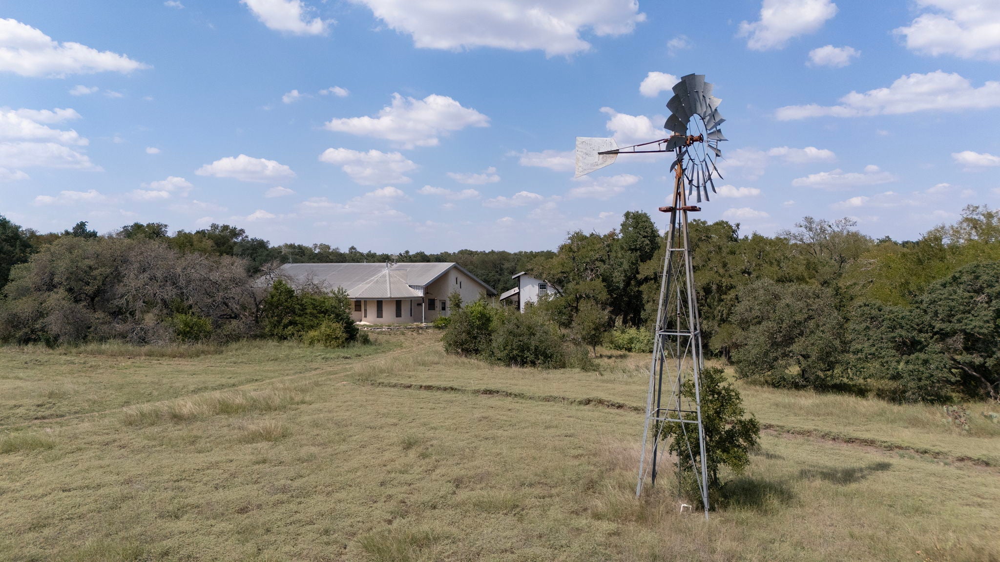 Photo of Listing #3188045