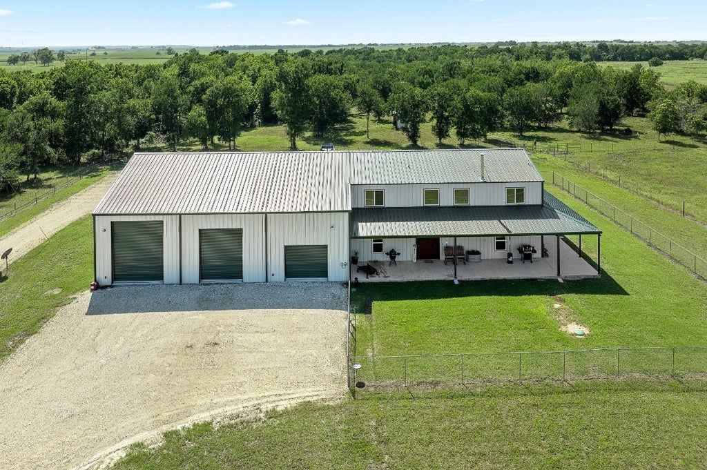 463 County Road 436, Thorndale