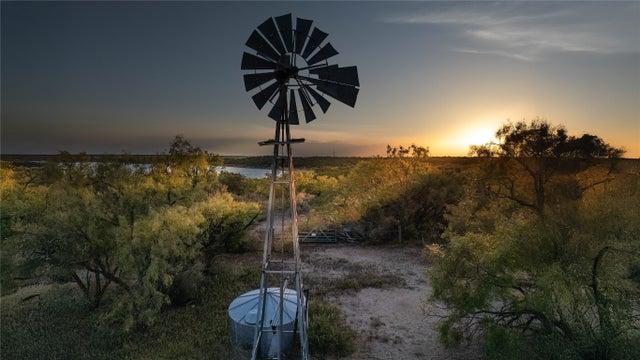 1281 Pr 3740, Coleman