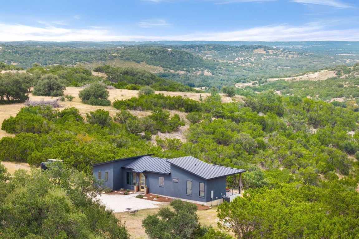 Photo of Listing #1170358