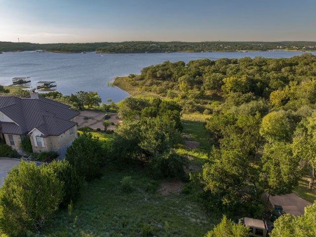 160 Lakefront Drive, Point Venture