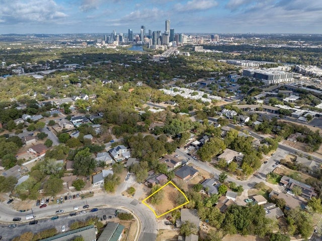 1920 Valley Hill Circle, Austin