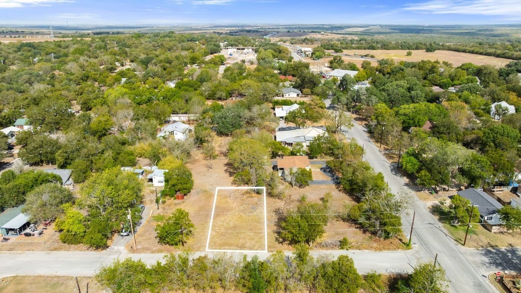 315 W Olive Street, Lockhart