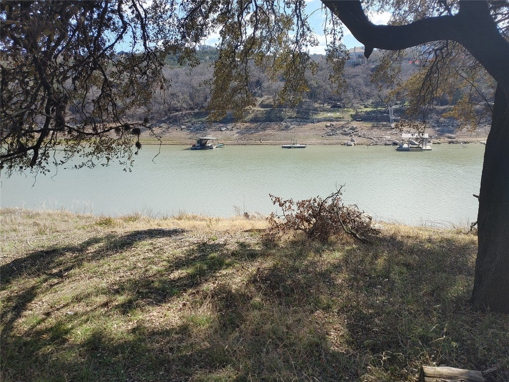 1909 Performer Rd, Spicewood