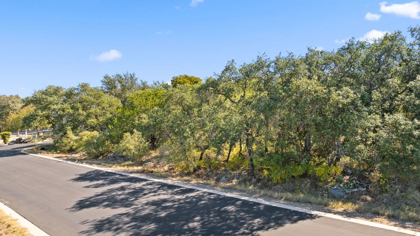 Photo of Listing #7484882