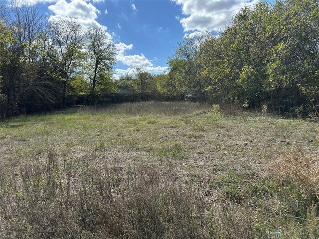 709 Locust Street, Bastrop