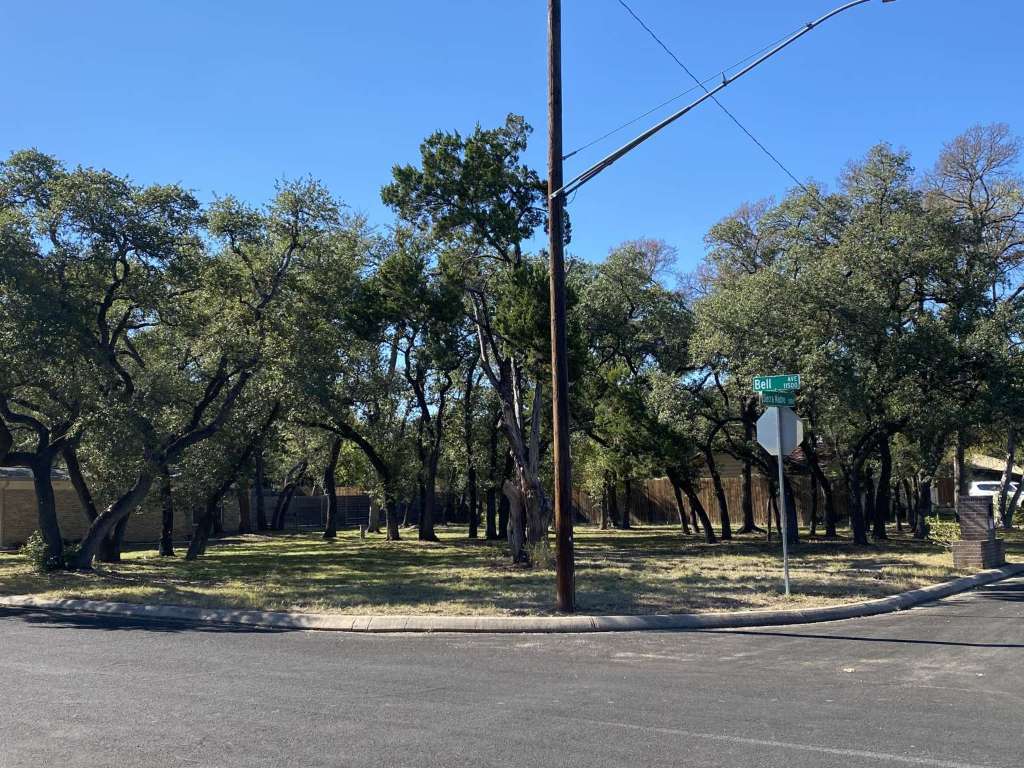 5801 Sierra Madre, Austin