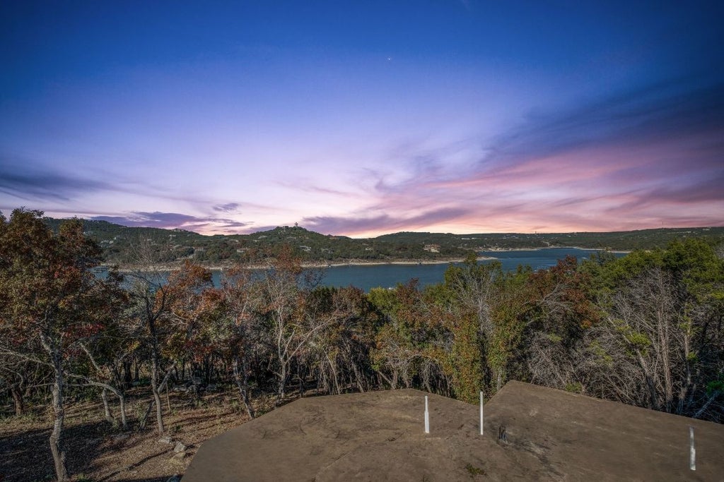 8504 Lime Creek Road, Volente