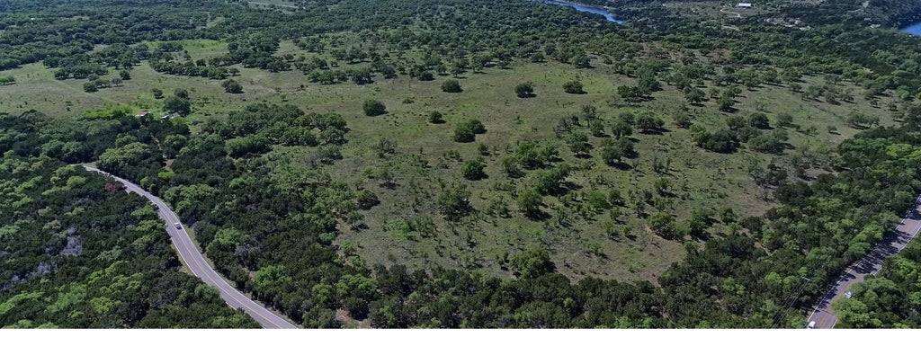 Lohman Ford Road, Lago Vista